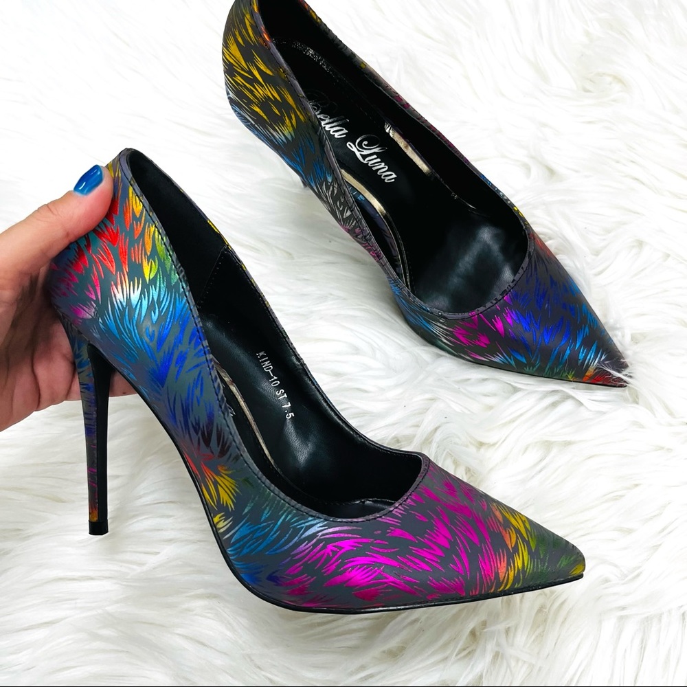 Multi patterned iridescent pump - Picture 3 of 6